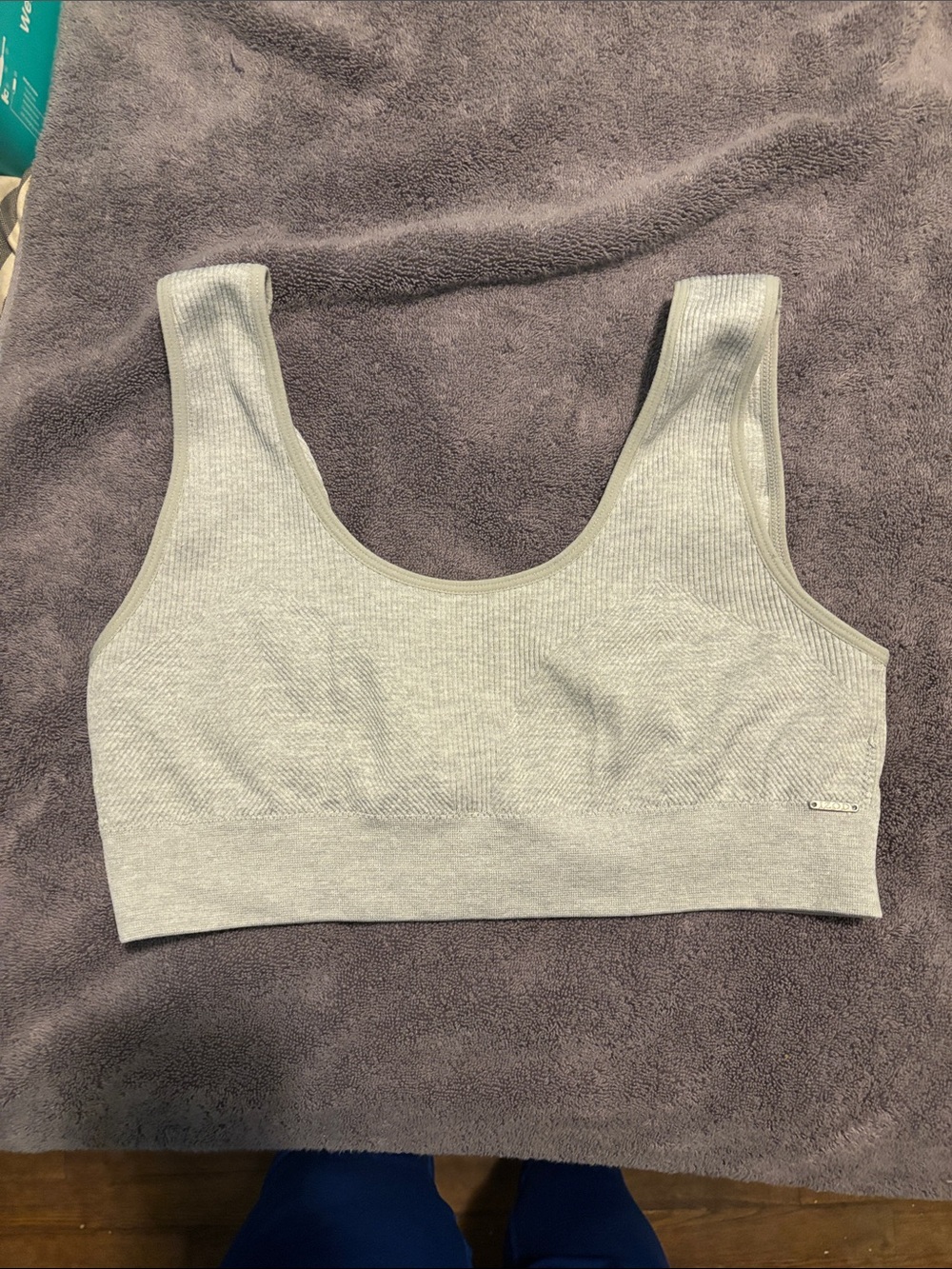 Womens size L Izod Light Gray Ribbed Comfort Bra